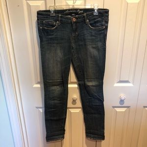 American Eagle skinny blue jeans distressed sz 10